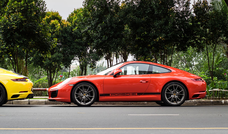 Bộ tứ Porsche 911 tụ hội ở Sài Gòn